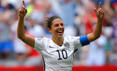 Θρύλος και η Κάρλι Λόιντ!