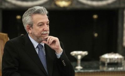 Διέκοψέ το Κοντονή!