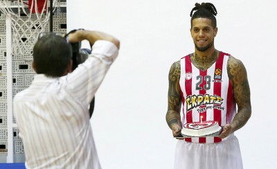 Η παρακάμερα της επίσημης φωτογράφισης