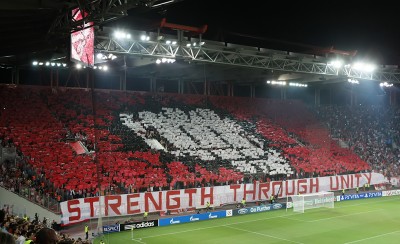 Όσοι νομίζουν ότι ο κόσμος του Ολυμπιακού κοιμάται...