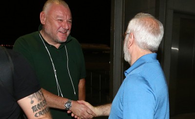 Για σένα που λάμπει το... προσωπάκι σου, όταν συναντάς τον Ιβάν