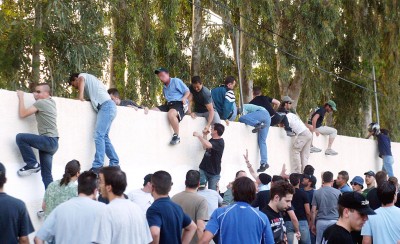 Και χιλιάδες φίλοι ψάχνουν το 3φίλλυ!
