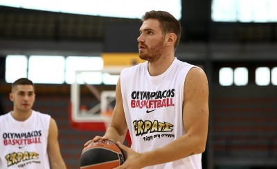 Στη 12άδα ο Μαραγκός
