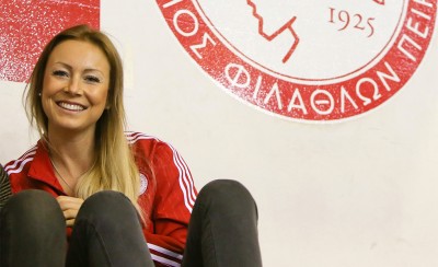 Τα... σπάει η Χίππε (photo)