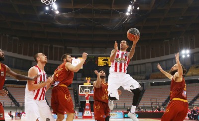 Βγάζει την... υποχρέωση