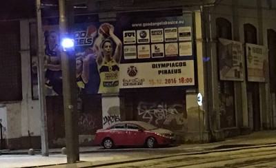Γέμισε αφίσες το Κόζιτσε (photos)