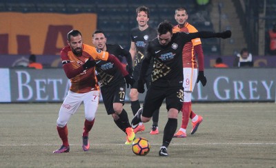 Έχασε την ευκαιρία (video)