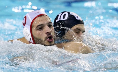 Τον βουλιάζει ξανά