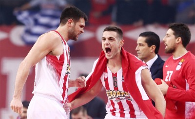 Δεν χαλαρώνουμε ποτέ