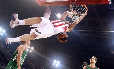 Η παρακάμερα με την Μπασκόνια (video)