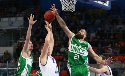 Ήττα της Ούνικς πριν τον Θρύλο