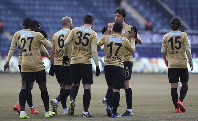 Έκανε... σεφτέ η Οσμάνλισπορ (video)