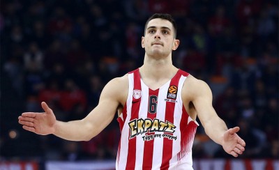 Παίζει ο Παπαπέτρου