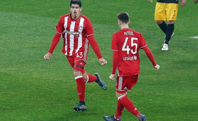 Αποθέωση για Νικολάου!