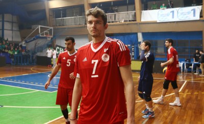 Τους ξεφτίλισε ο Φιλίποφ!