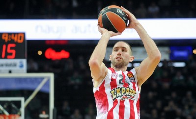 Μέσα ο Λοτζέσκι