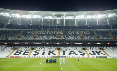 Με Παπαθανασίου στη 