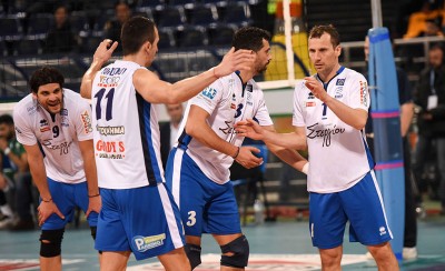 Βάλτε φανέλα της Κηφισιάς τώρα...