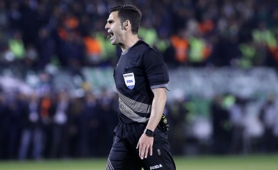 Κομίνη, μύρισε…