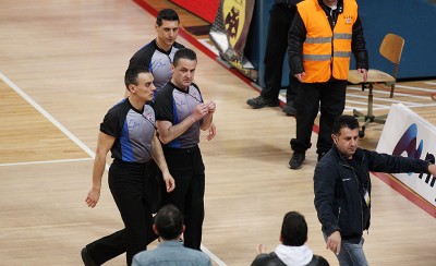 Παραπομπή διαιτητή στο μπάσκετ!
