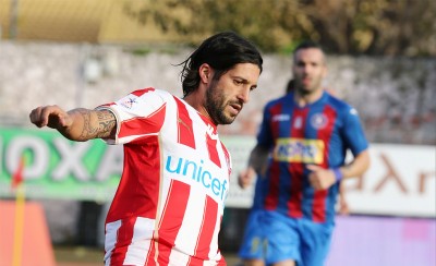 Απόλυτος με 6 νίκες και 16-1 τέρματα!