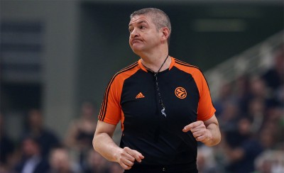 Οι διαιτητές του δεύτερου αγώνα