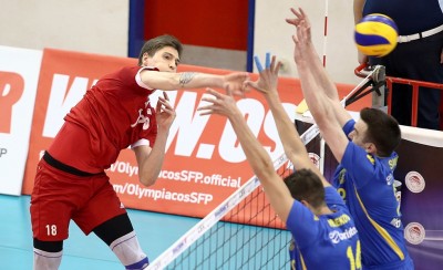 Κάνει το 3x3 και... φεύγει για τελικό!