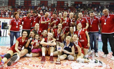 Ονειρική χρονιά με το πέμπτο σερί νταμπλ!