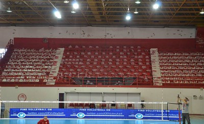 Στα... κόκκινα το 