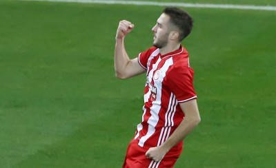 Απίστευτο! Έβαλε τρίποντο από τη... σέντρα ο Φορτούνης! (video)