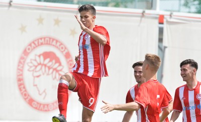 Σάββατο οι Έφηβοι, Κυριακή οι Νέοι!