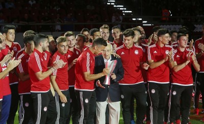 Αποθέωση για τον τεράστιο Δαρίβα και τους Νέους! (videos)