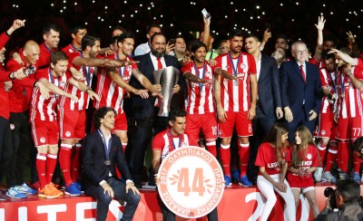 Θρυλική γιορτή για το έβδομο σερί (videos)