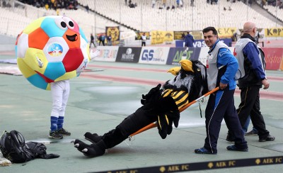 Τέζα ο δικέφαλος!