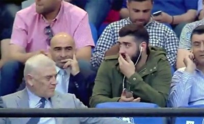 ΑΠΙΣΤΕΥΤΟ! Ο παρατηρητής διαιτησίας πίσω από τον Μελισσανίδη!