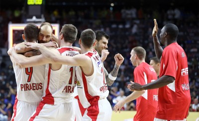 Βασίλη, κοίτα τι έκανες... (photos, video)