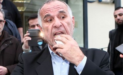 E, όχι ρε Βασίλη! Μιλάς και εσύ για θέατρο;