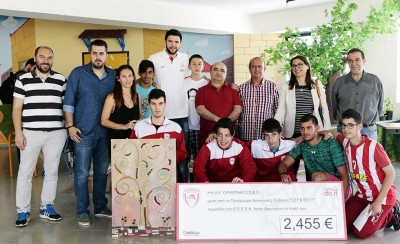 Μοίρασαν χαμόγελα ομάδα και κόσμος του Θρύλου! (photos)