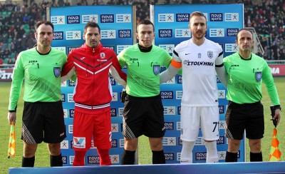 Εισαγγελέας εδώ, μήπως;