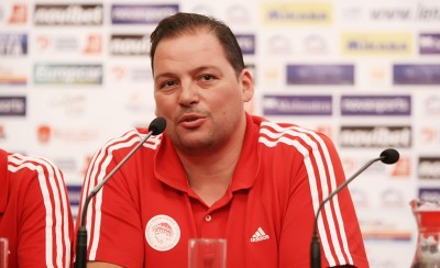 Η νίκη του Καναδά αφιερωμένη στον... Ολυμπιακό!