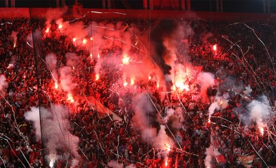 Το πάρτι της Θύρας 7 στην κατακόκκινη Καλλιθέα (photo)