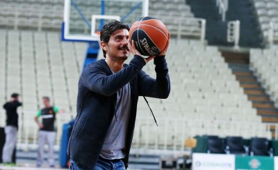 Μετά τις... χυλόπιτες εμφανίζεται ως σωτήρας!