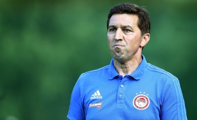 Τους θέλει στο Βέλγιο...