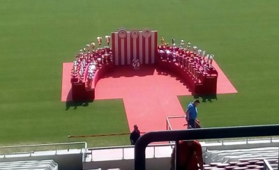 Τι κάνουν τόσες κούπες πρωί-πρωί στο Καραϊσκάκη;