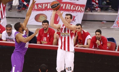 Μεγαλώνει τον ανταγωνισμό πίσω από τον Πρίντεζη