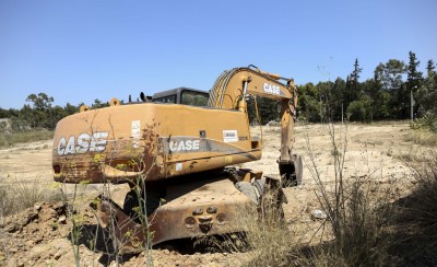 Απίστευτο! Μπουλντόζα στη Νέα Φιλαδέλφεια!