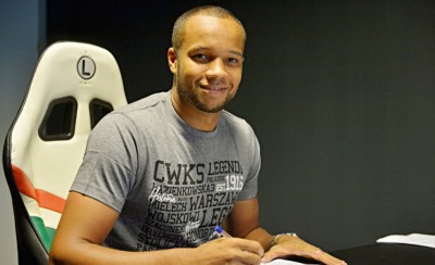 Τελεσίγραφο σε Οφόε από τη Λέγκια!