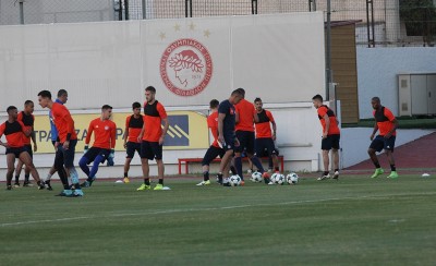 Η προπόνηση πριν το ματς... (video)