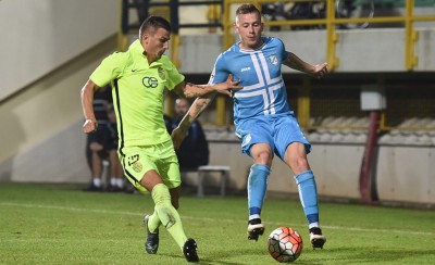 Δύο μέσα, δύο έξω για Ριέκα