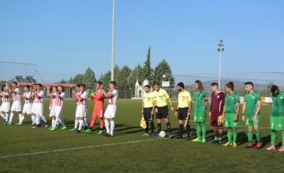 Τριάρα στην πρεμιέρα!